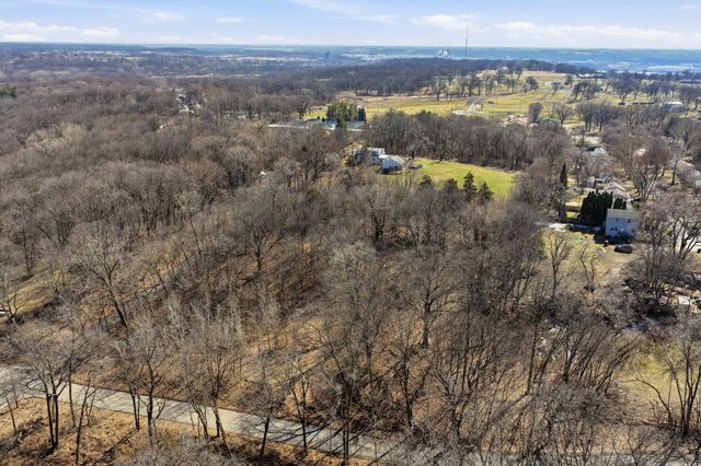 3801 Dubuque Avenue, Des Moines, IA 50317