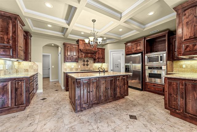 10 Martha Circle, Bella Vista, AR 72715