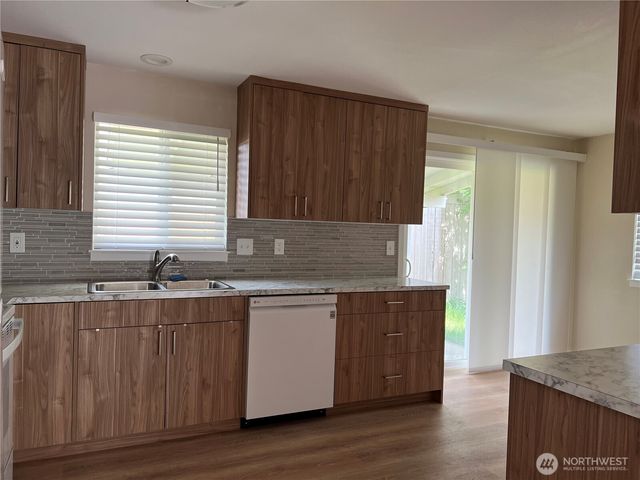 428 W I. Street, Shelton, WA 98584