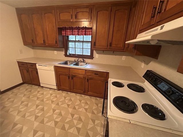 8896 Hickory Hollow Drive, Douglasville, GA 30135