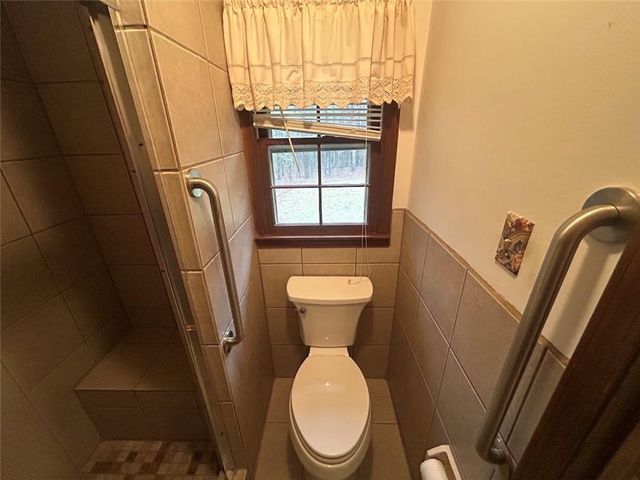 8896 Hickory Hollow Drive, Douglasville, GA 30135