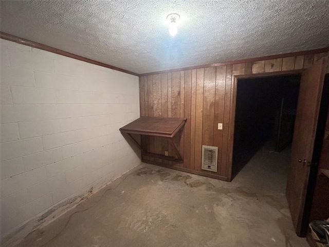 8896 Hickory Hollow Drive, Douglasville, GA 30135