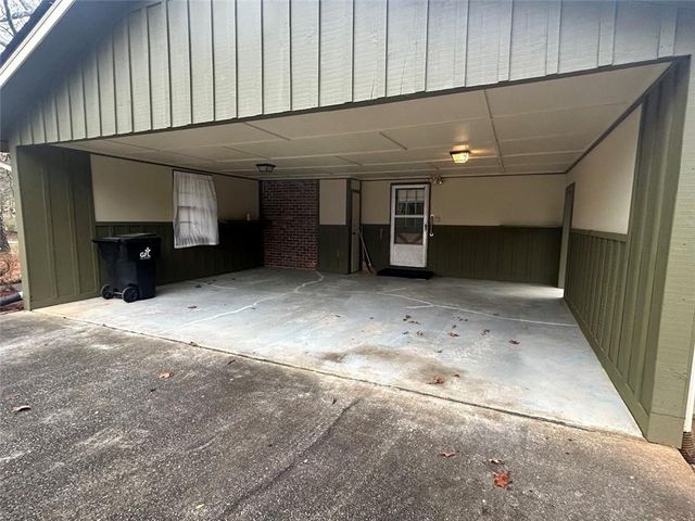 8896 Hickory Hollow Drive, Douglasville, GA 30135