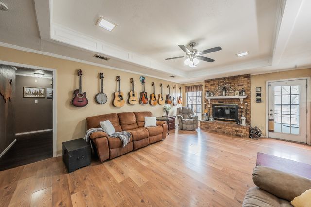 748 Regency Drive, Hurst, TX 76054