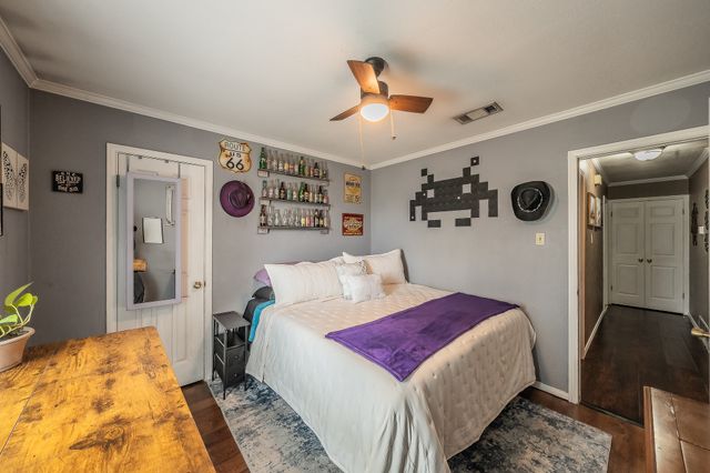 748 Regency Drive, Hurst, TX 76054