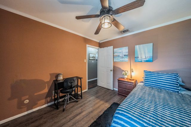 748 Regency Drive, Hurst, TX 76054