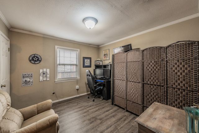 748 Regency Drive, Hurst, TX 76054