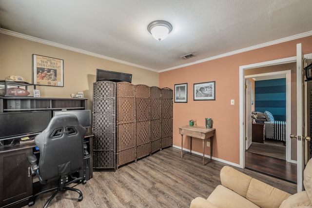 748 Regency Drive, Hurst, TX 76054