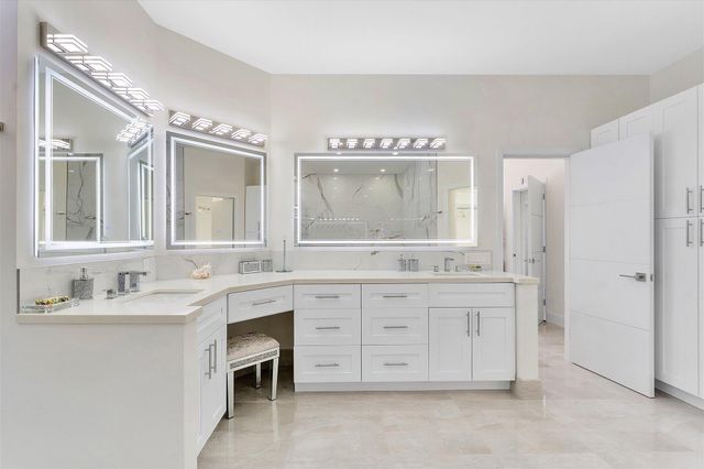 18 Nurmi Drive, Fort Lauderdale, FL 33301