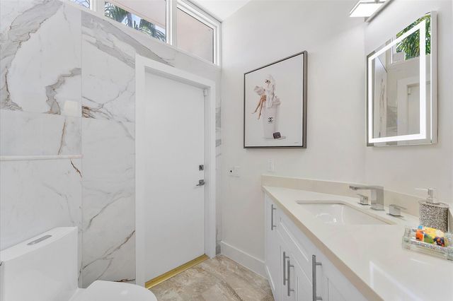 18 Nurmi Drive, Fort Lauderdale, FL 33301