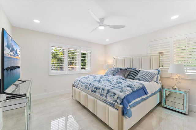 18 Nurmi Drive, Fort Lauderdale, FL 33301