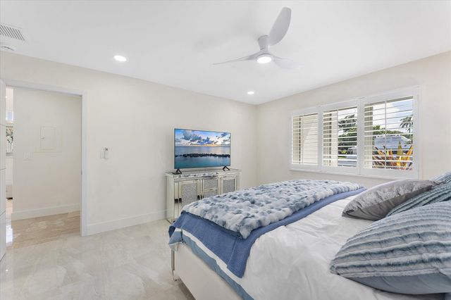 18 Nurmi Drive, Fort Lauderdale, FL 33301