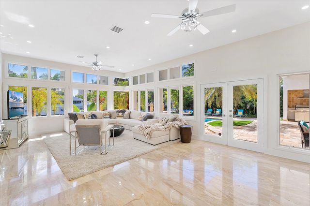18 Nurmi Drive, Fort Lauderdale, FL 33301