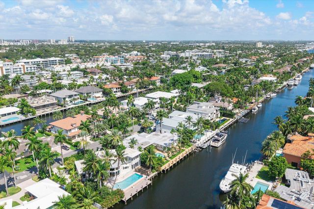 18 Nurmi Drive, Fort Lauderdale, FL 33301