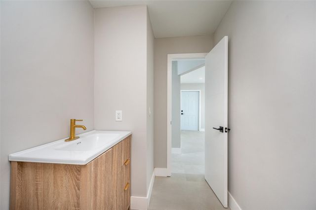 1161 NW 105th Terrace, Miami, FL 33150