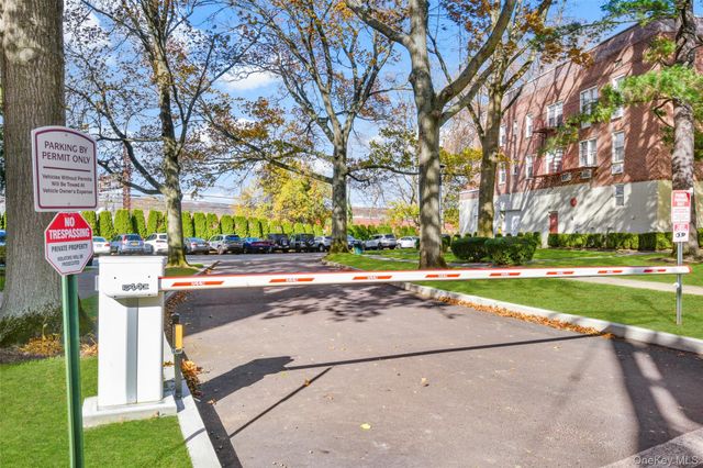 315 Palmer Terrace 1E, Mamaroneck, NY 10543