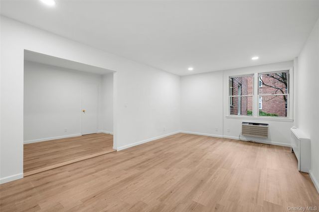 315 Palmer Terrace 1E, Mamaroneck, NY 10543