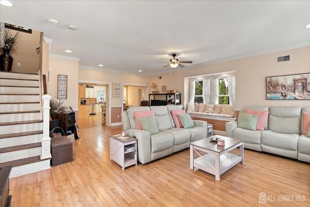 1603 W Maplewood Road, Wall, NJ 07719