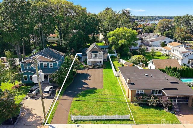 1603 W Maplewood Road, Wall, NJ 07719