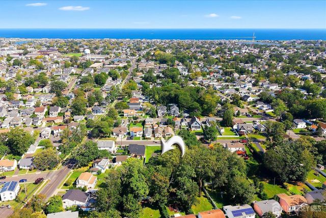 1603 W Maplewood Road, Wall, NJ 07719