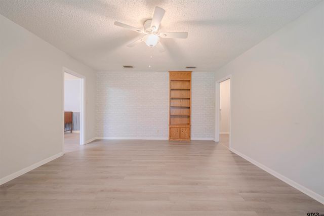 729 S Walnut, Winnsboro, TX 75494