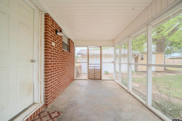 729 S Walnut, Winnsboro, TX 75494