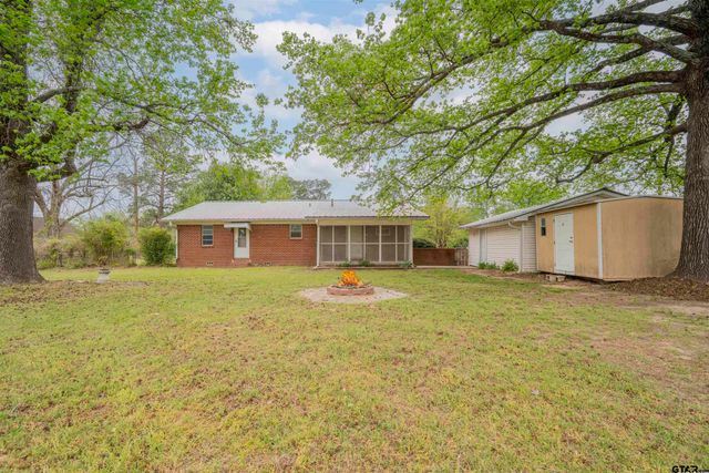 729 S Walnut, Winnsboro, TX 75494