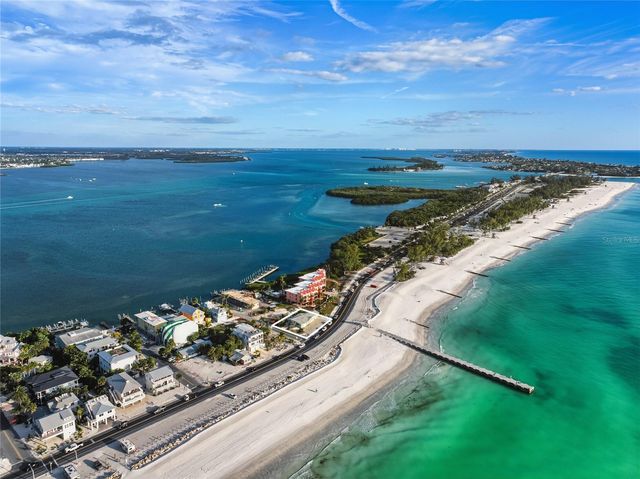 1303 GULF DRIVE S 2, Bradenton Beach, FL 34217