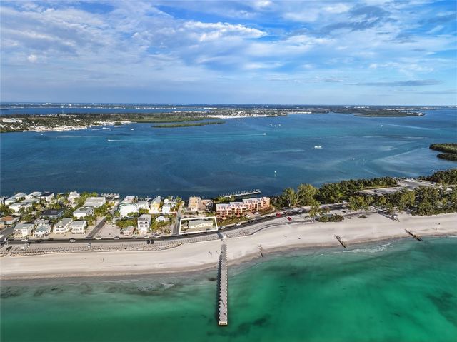 1303 GULF DRIVE S 2, Bradenton Beach, FL 34217