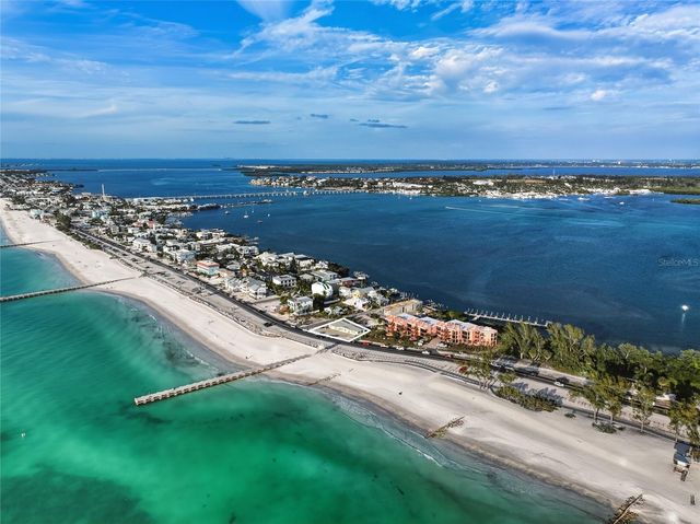 1303 GULF DRIVE S 2, Bradenton Beach, FL 34217