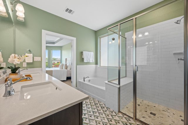 6605 Apache Plum LN, Spicewood, TX 78669