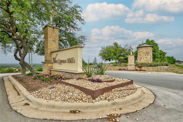 6605 Apache Plum LN, Spicewood, TX 78669