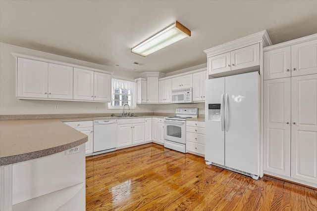 75 Evergreen RD, Wirtz, VA 24184