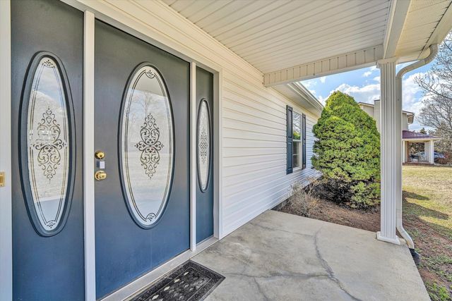 75 Evergreen RD, Wirtz, VA 24184