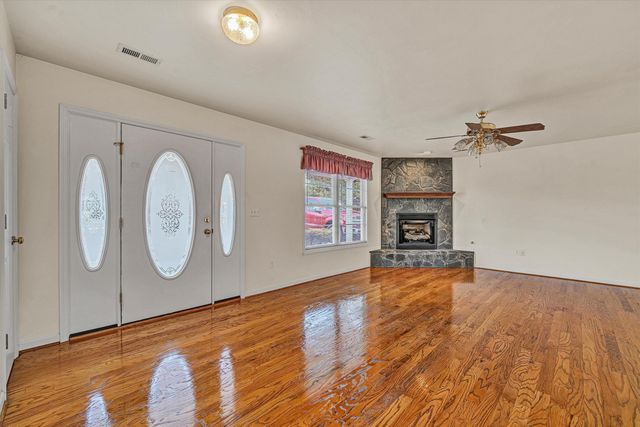 75 Evergreen RD, Wirtz, VA 24184