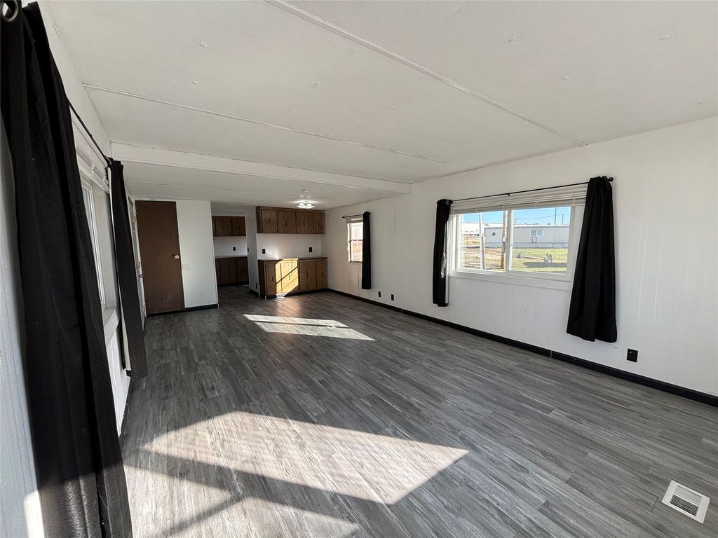 2704 9th Avenue N, Great Falls, MT 59401 photo 4