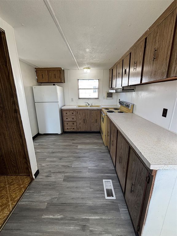 2704 9th Avenue N, Great Falls, MT 59401 photo 6