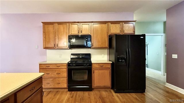 1142 Bowen Drive West, North Tonawanda, NY 14120