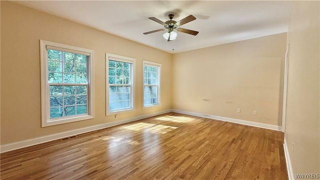 1142 Bowen Drive West, North Tonawanda, NY 14120