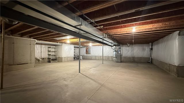 1142 Bowen Drive West, North Tonawanda, NY 14120