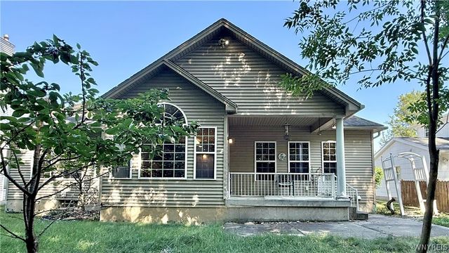 1142 Bowen Drive West, North Tonawanda, NY 14120