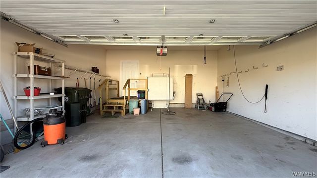 1142 Bowen Drive West, North Tonawanda, NY 14120