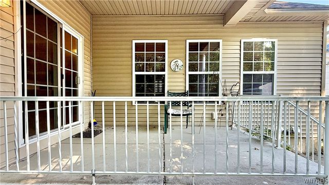1142 Bowen Drive West, North Tonawanda, NY 14120