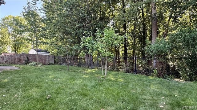1142 Bowen Drive West, North Tonawanda, NY 14120