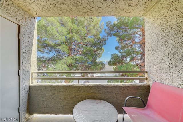 5040 South Rainbow Boulevard 204, Las Vegas, NV 89118