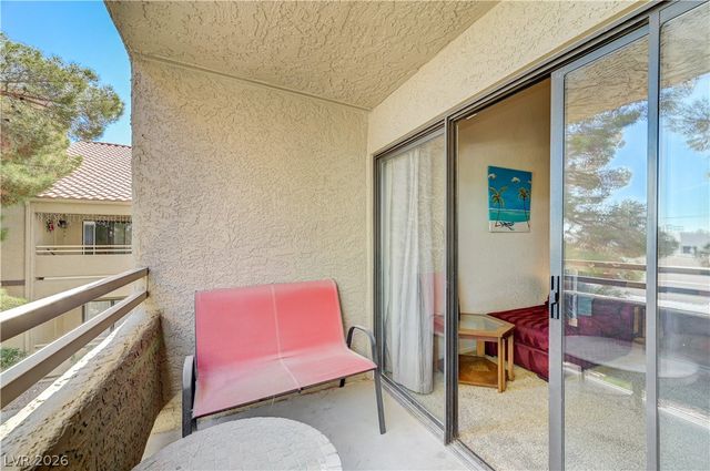 5040 South Rainbow Boulevard 204, Las Vegas, NV 89118