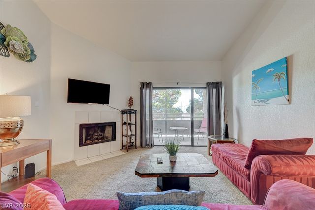 5040 South Rainbow Boulevard 204, Las Vegas, NV 89118