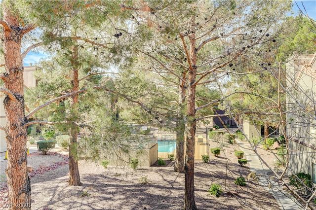 5040 South Rainbow Boulevard 204, Las Vegas, NV 89118