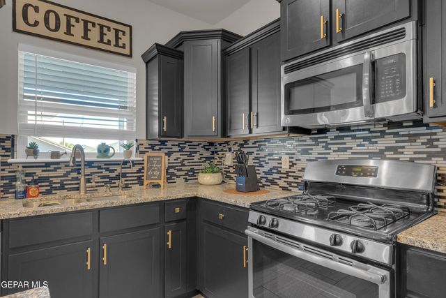 11380 S South Ranch Court, El Paso, TX 79934