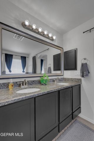 11380 S South Ranch Court, El Paso, TX 79934